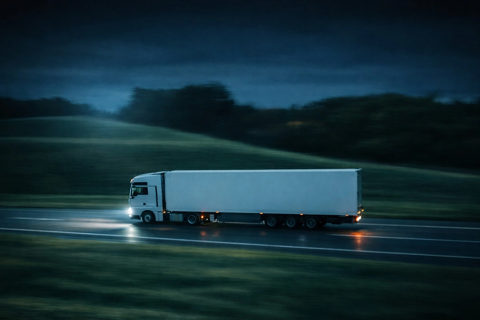 Международная логистика
Комплексные решения по доставке – от забора груза
до доставки на склад
При поддержке
VelesClub Int. & UNIBROKER