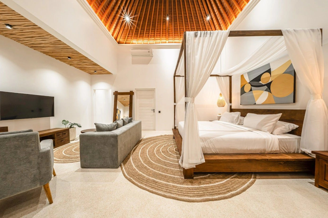 Вилла в отличном районе в центре Бали