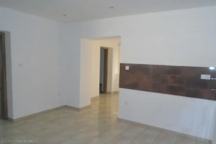 Современный дом 3+1 в деревне Марцелова рядом с Комарно