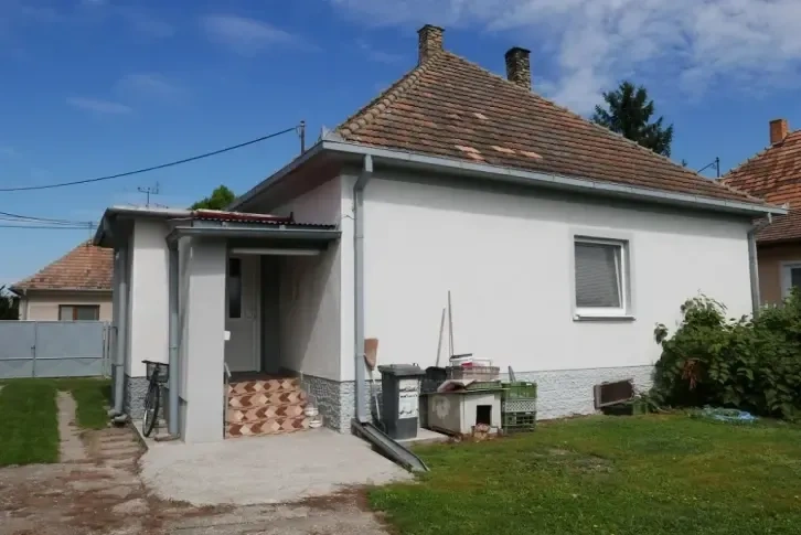 Дом в деревне Горны Бар недалеко от Братиславы, Словакия