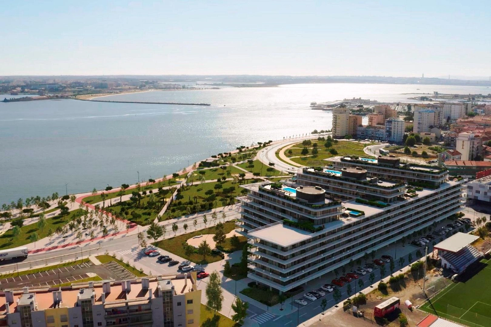 Жилой комплекс в районе Баррейру, Португалия