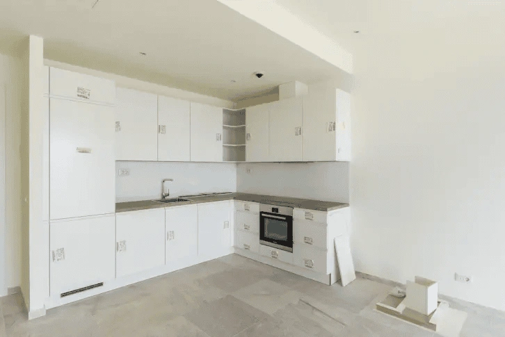 Просторная квартира 1+1 на набережной Лустице