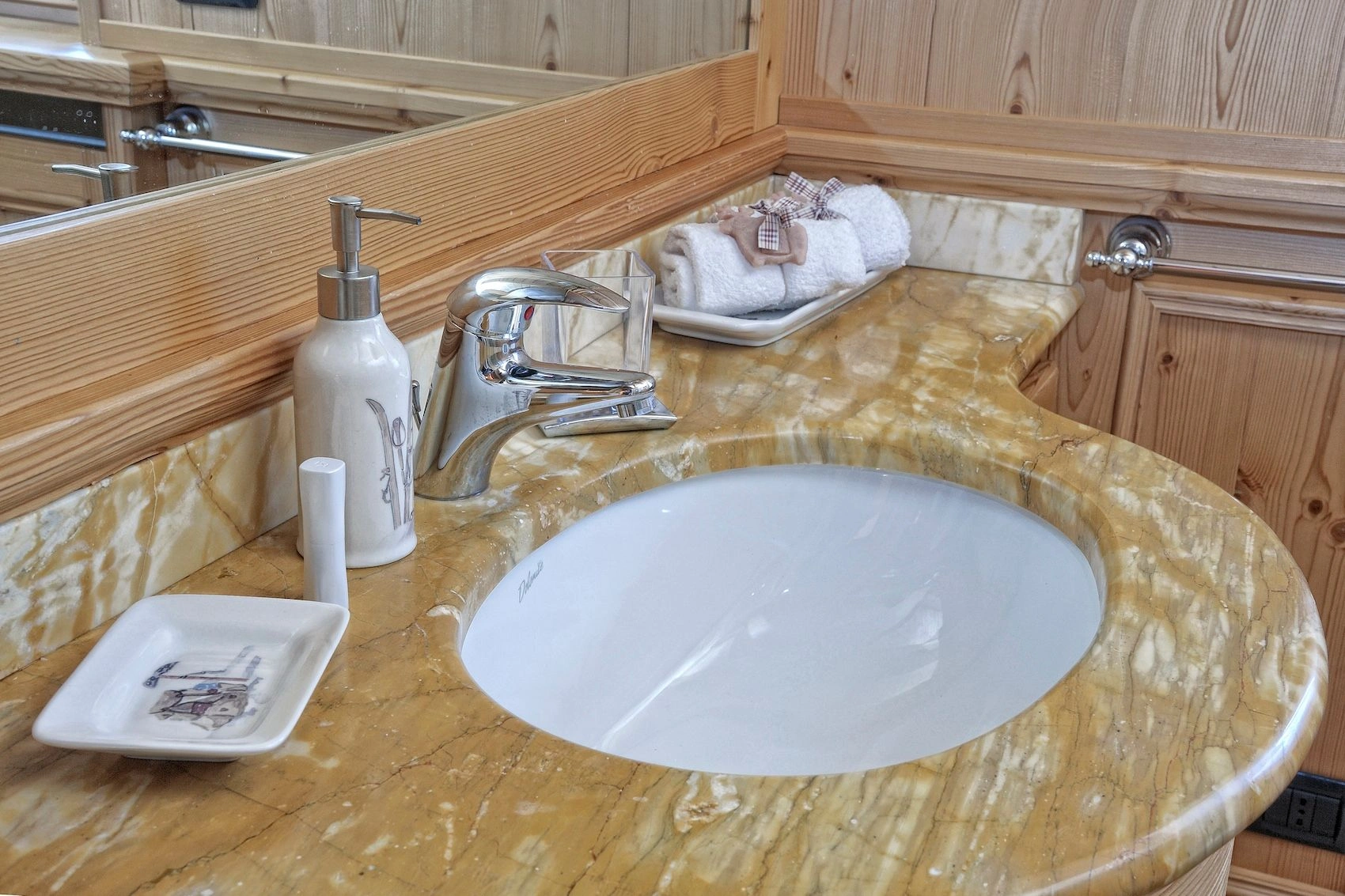 Квартира в Пинцоло с видом на горы