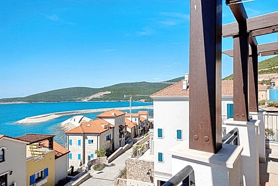 Квартира 1+1 в элитном комплексе Лютика-Бей