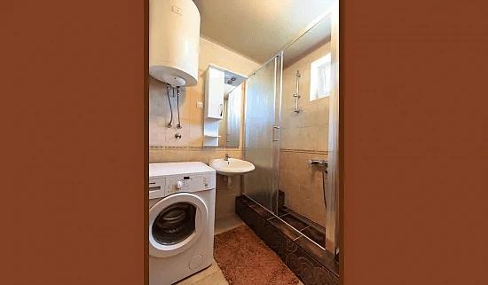 Великолепная квартира площадью 79 м2 в районе Шкальяри Котора