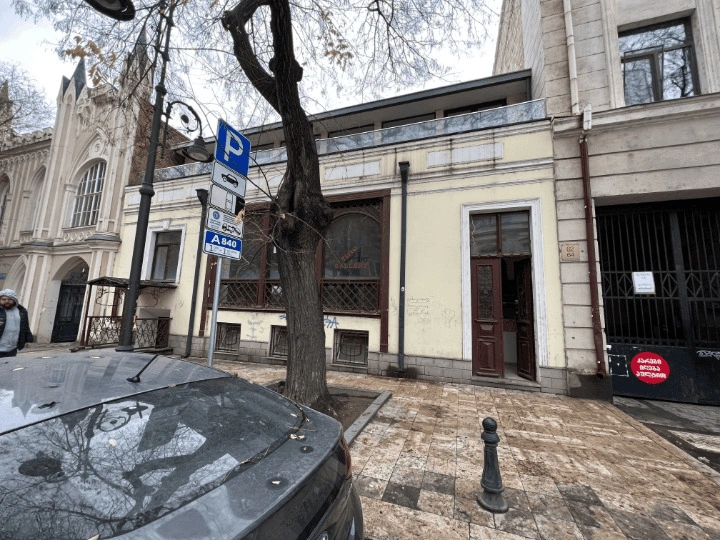 Универсальное коммерческое помещение площадью 508 м²