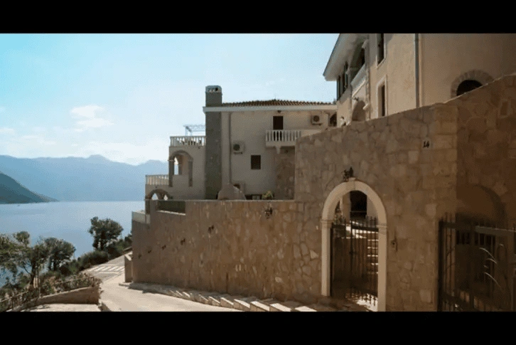 Купить студию-апартамент в Которе за 355 тыс. € ✅