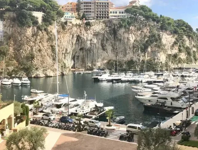 Квартира 3+1 с системой «умный дом» в Монако