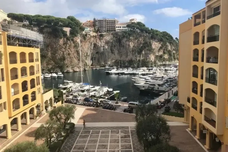 Квартира 3+1 с системой «умный дом» в Монако