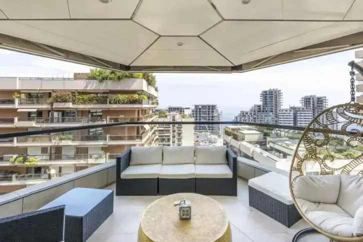 Элитная квартира 3+1 с парковкой в Монако