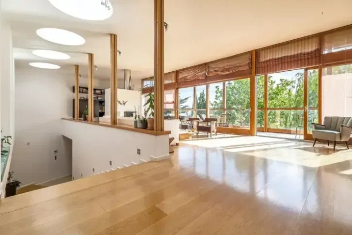 Вилла в тихой боковой улице в престижном районе Загреба - 1,700,000 €