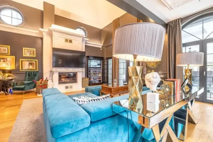 Вилла с просторной гостиной и террасой в Загребе - 1,600,000 €