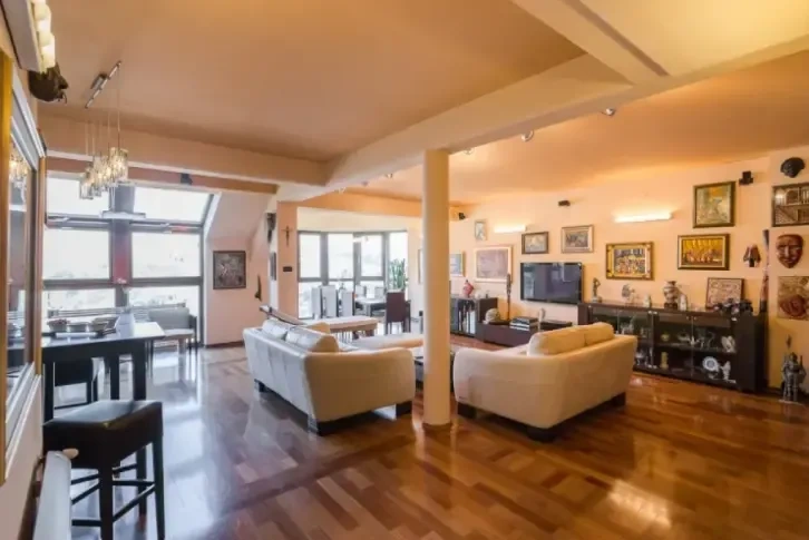 Villa in a prestigious area near the center of Zagreb