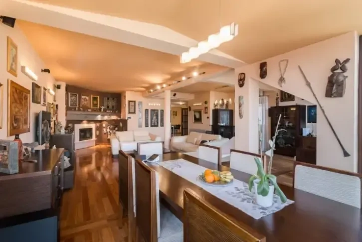 Villa in a prestigious area near the center of Zagreb