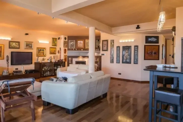 Villa in a prestigious area near the center of Zagreb