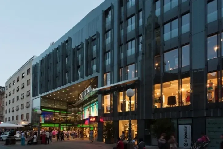 Квартира в престижном комплексе на площади Цветочного Сада, Загреб