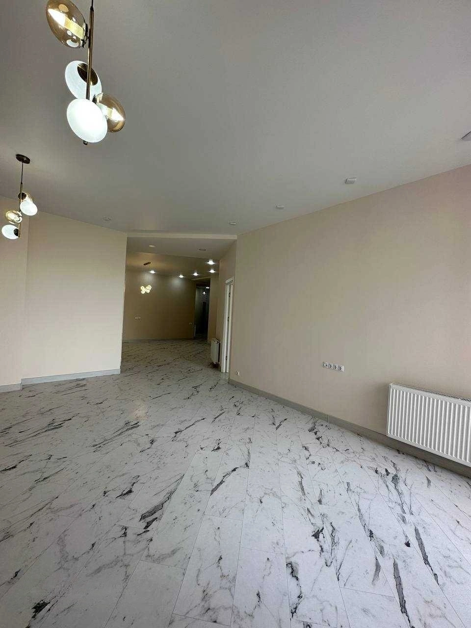 Четырехкомнатная квартира в Тбилиси с панорамным видом