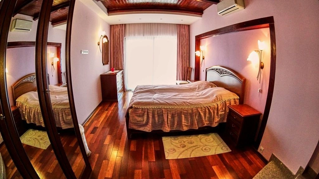 Элитарный особняк 663 м2 в Будве