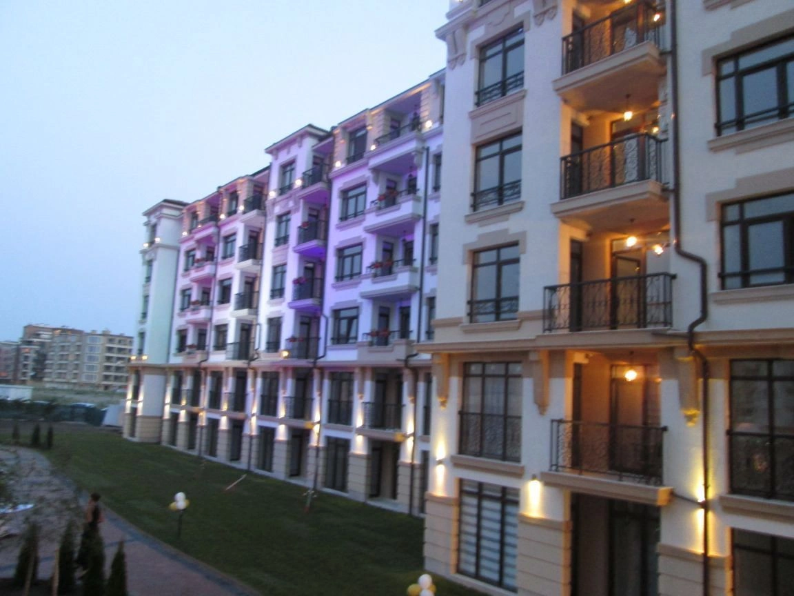 Квартира в престижном комплексе во втором ряду от моря в Поморие - 50,000 €