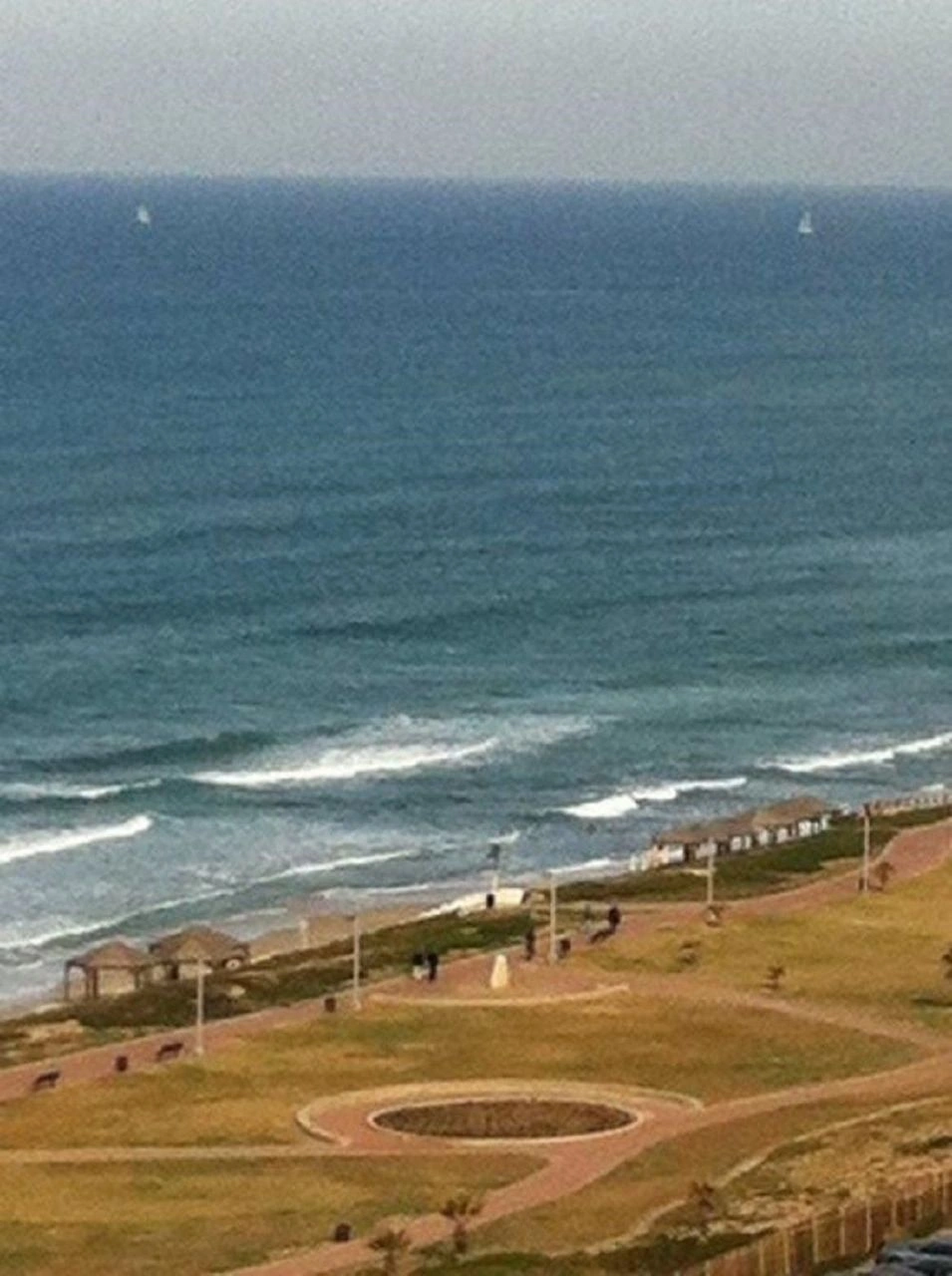 Пентхаус с современной мебелью в Тель-Авиве рядом с пляжем, Израиль