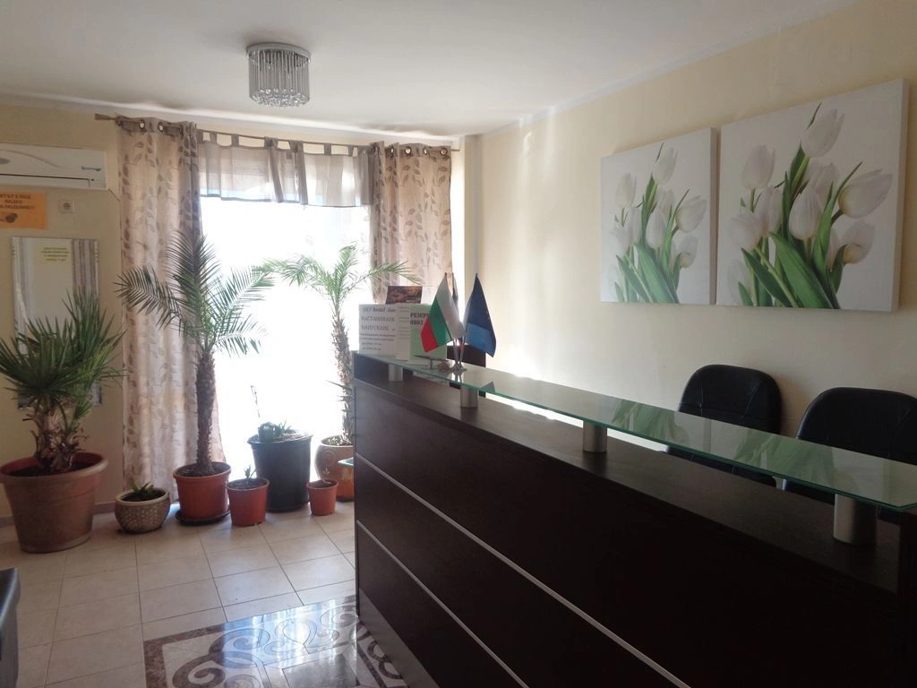 Двухкомнатная квартира в современном комплексе на Солнечном берегу, Болгария