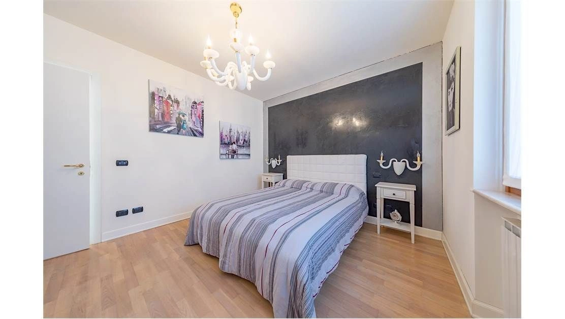 Небольшая вилла рядом с озером Гарда