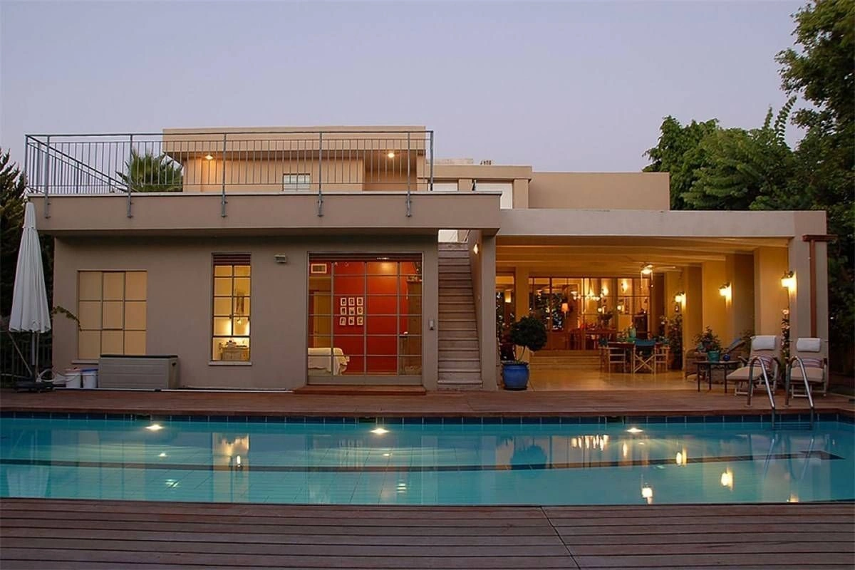 Дом в Кесарии с конференц-залом и библиотекой, Израиль