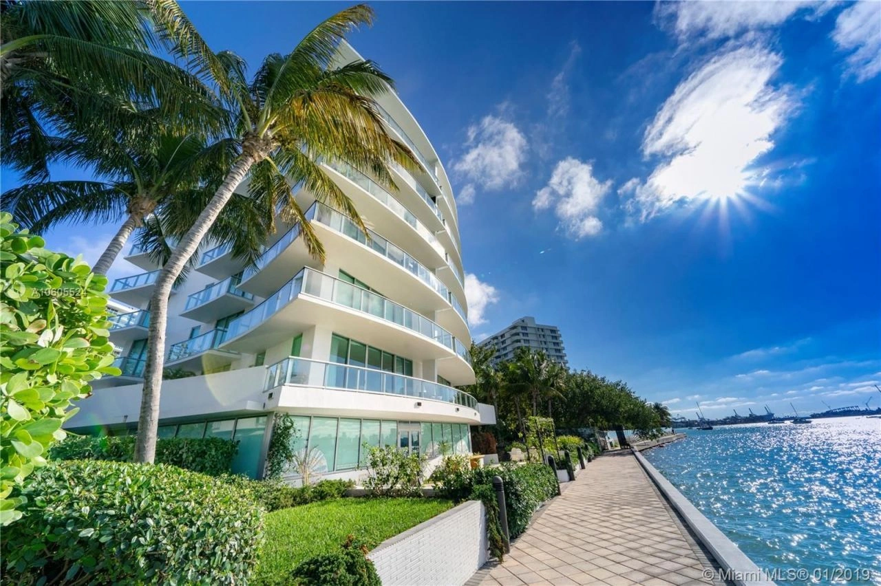 Эксклюзивная квартира 190 м² у моря в Майами, США