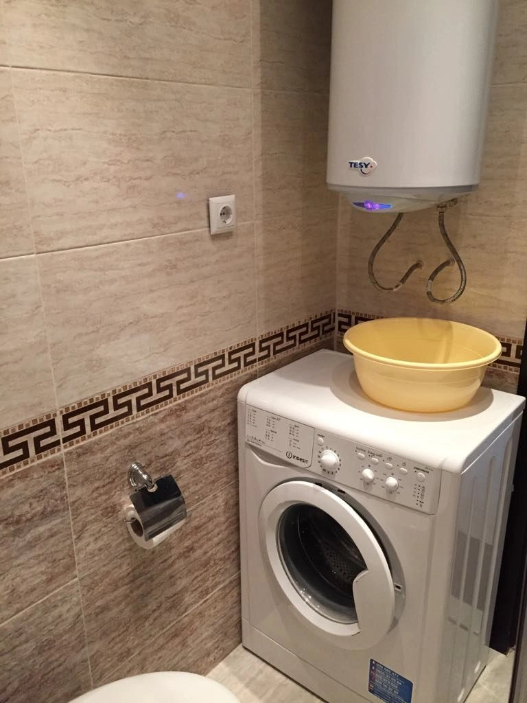 Квартира с мебелью и бытовой техникой в современном комплексе в Приморско - 63 000 €