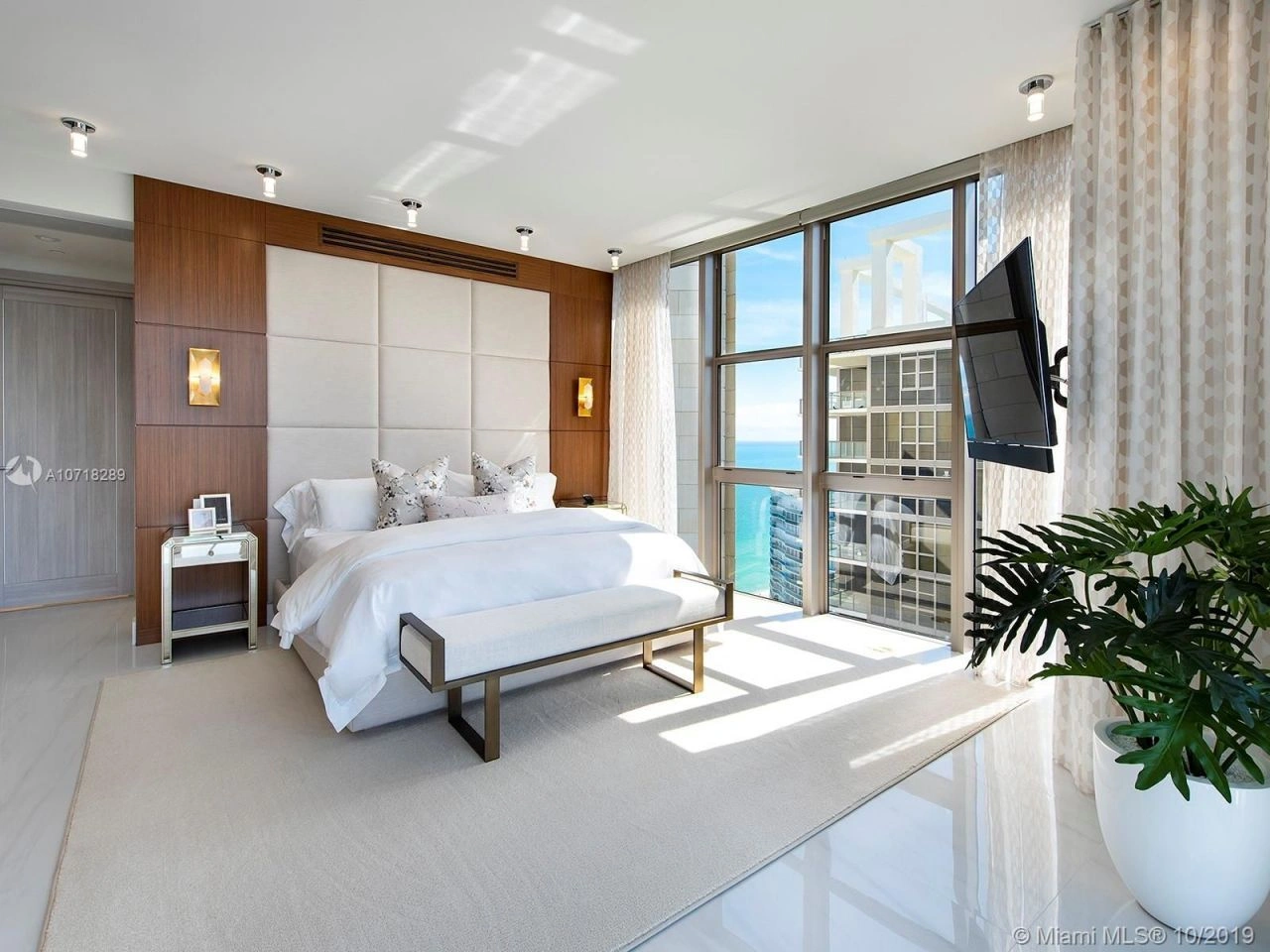 Роскошный пентхаус на 26-м этаже в Майами