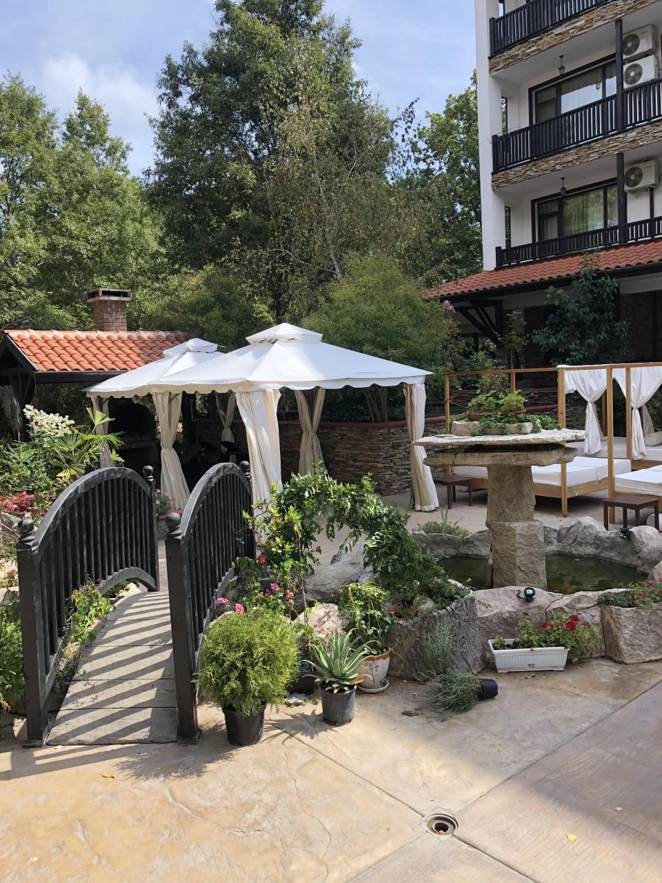 Квартира 60 м² с видом на лес в Приморско, Болгария