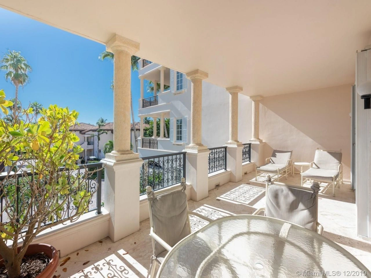 Квартира 4+1 с развитой инфраструктурой в Майами