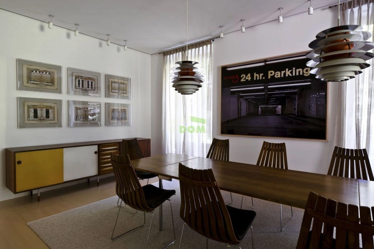 Особняк с террасой в историческом центре Женевы, Швейцария