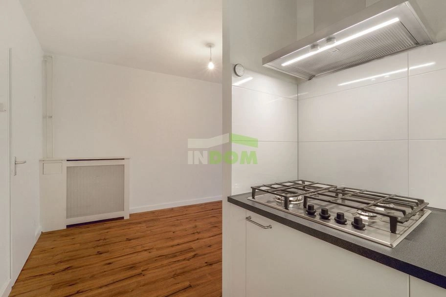 Квартира в историческом доме на известном канале в центре Амстердама, Нидерланды