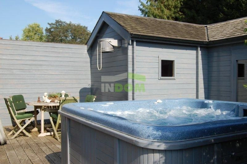 Вилла в историческом Генте с летней верандой и камином, Бельгия