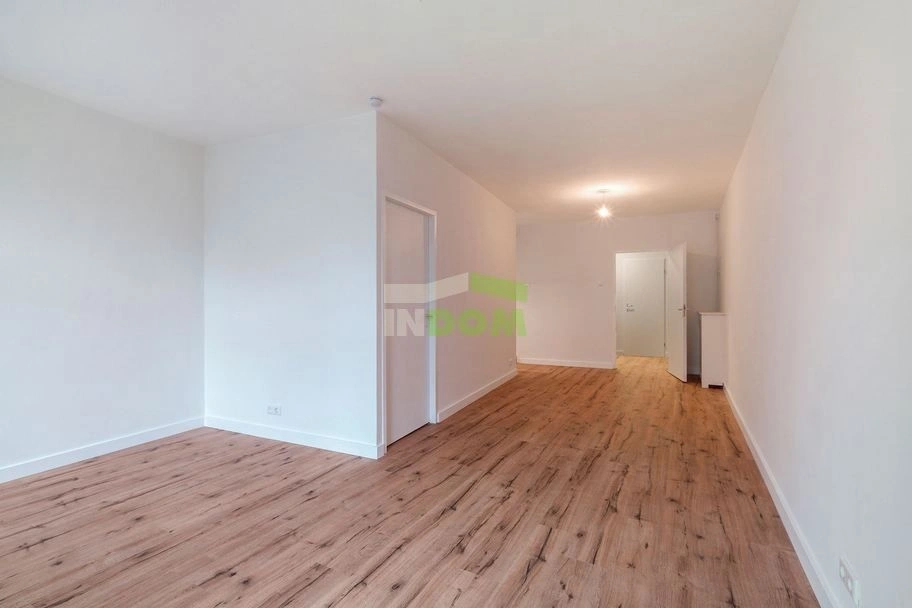 Квартира в историческом доме на известном канале в центре Амстердама, Нидерланды