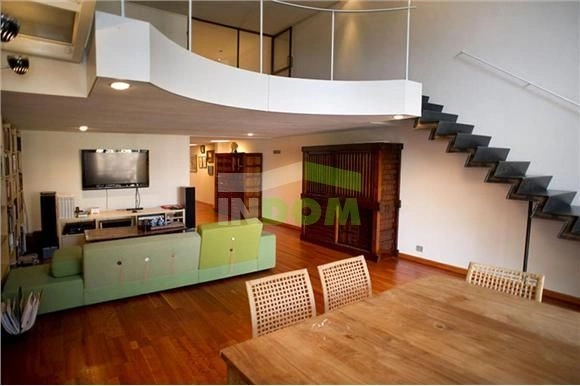 Дуплекс 3+1 с панорамным видом на амстердамский канал