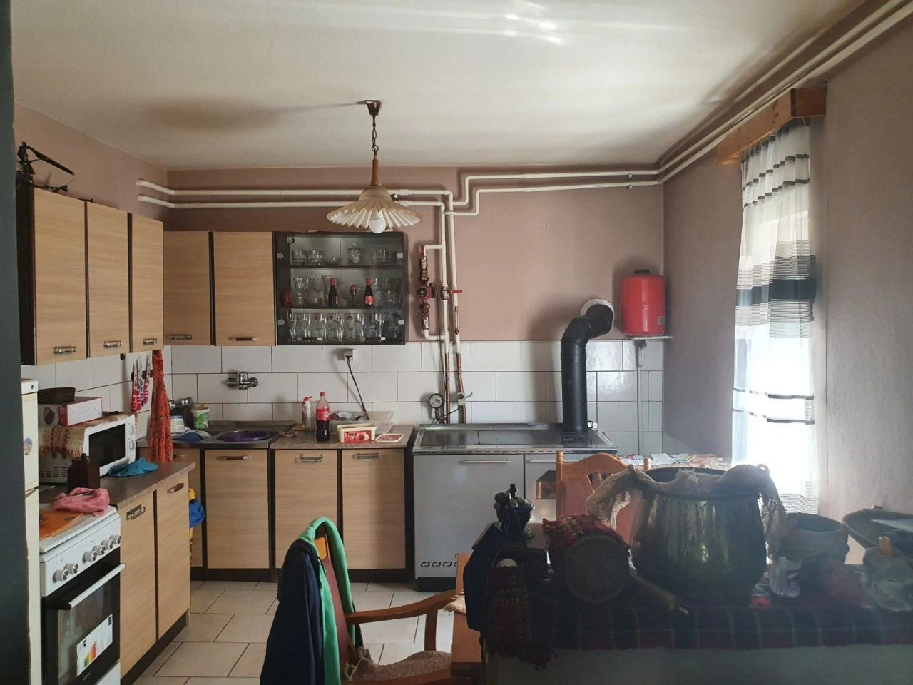 Дом 4+1 с садом рядом с центром в Колашине