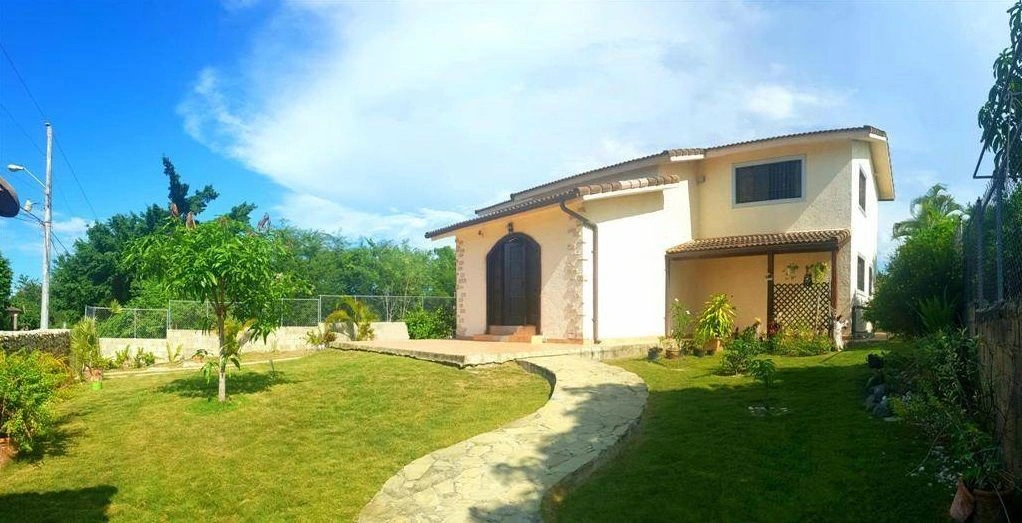 Меблированная вилла в тихом районе Сосуа с видом на океан, Доминиканская Республика