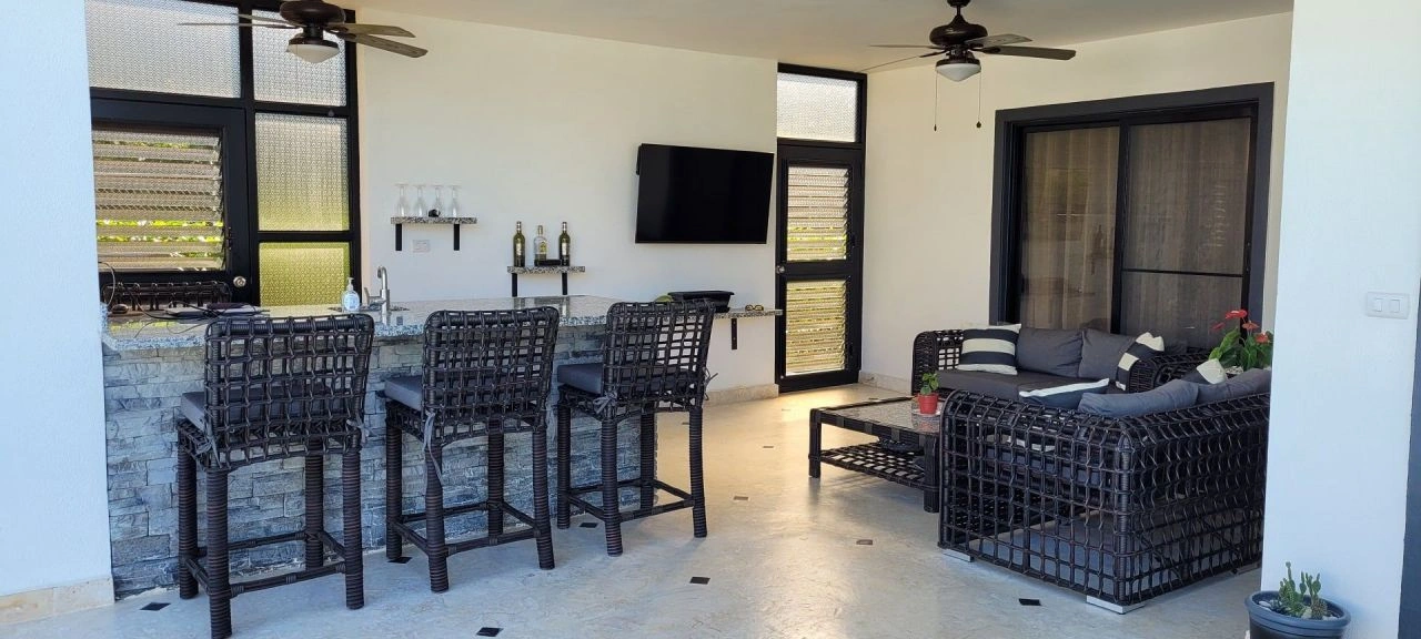 Вилла 2+1 с открытым бассейном в Сосуа, Доминикана