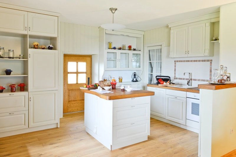 Вилла 5+1 в живописном месте в Сеяне