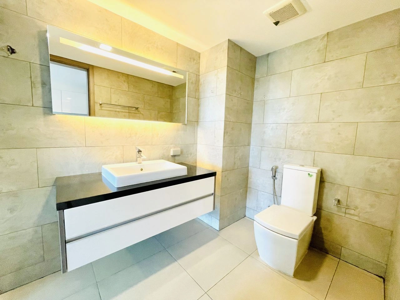 Квартира 35 на первой линии моря в Паттайе