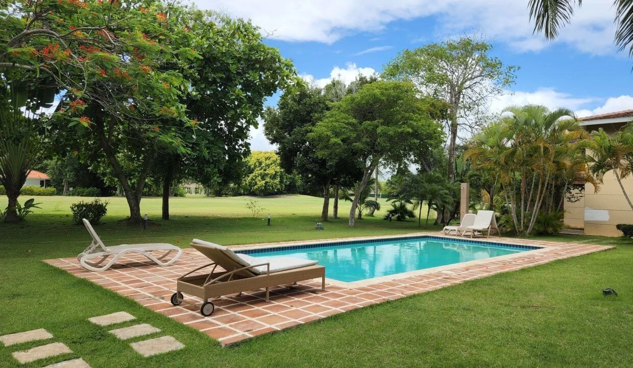 Квартира 3+1 в престижном гольф‑курорте Баваро