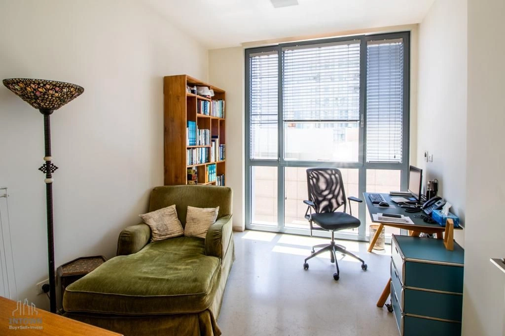 Квартира с частным бассейном в Тель-Авиве, Израиль