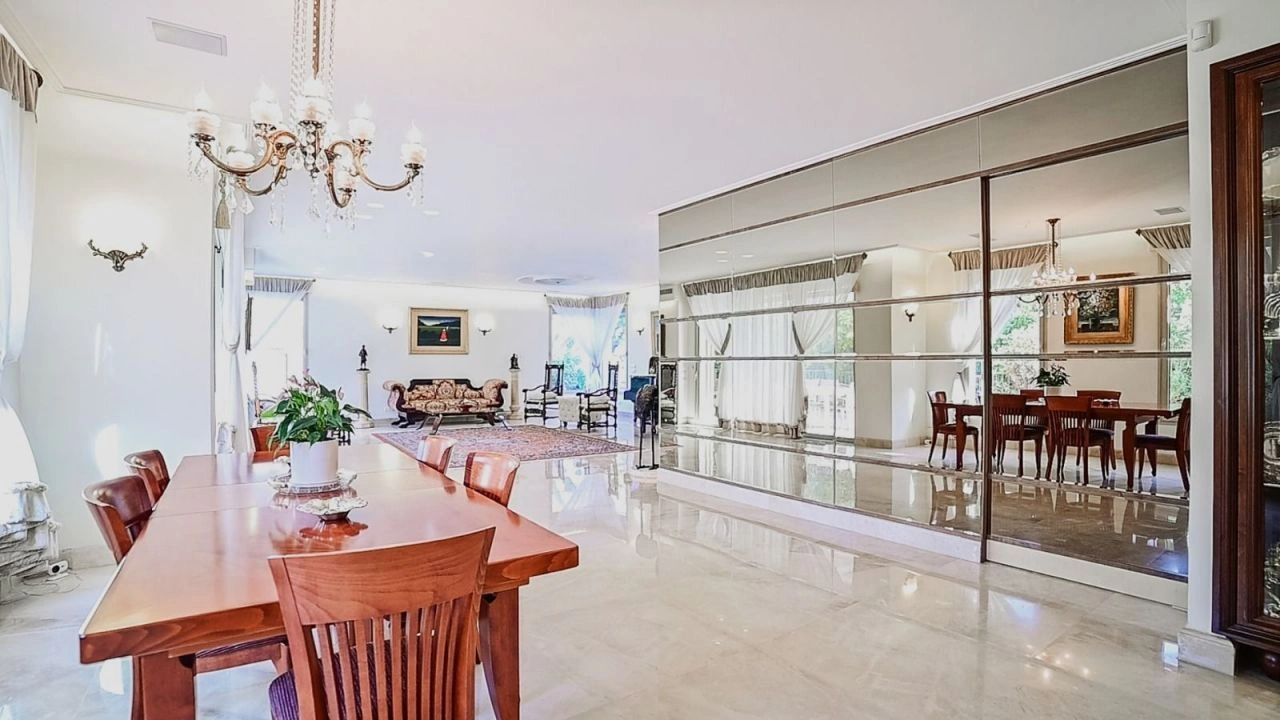 Вилла 6+1 в северной части Тель‑Авива, Израиль