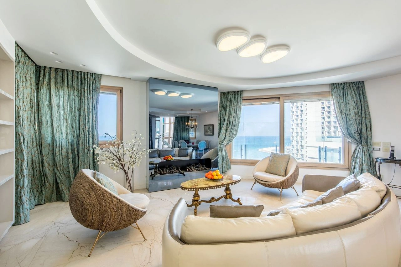 Penthouse on the first line of the sea in a prestigious area of Tel Aviv, Israel