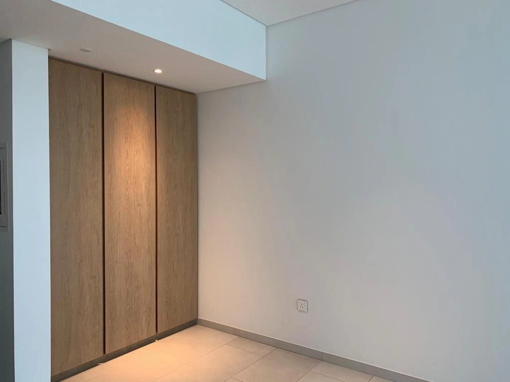 Квартира 48 м2 с видом на Бурдж Халифу и канал Дубая