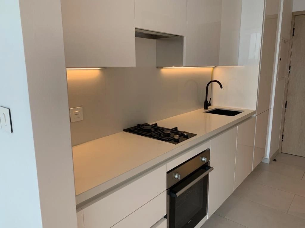 Квартира 48 м2 с видом на Бурдж Халифу и канал Дубая