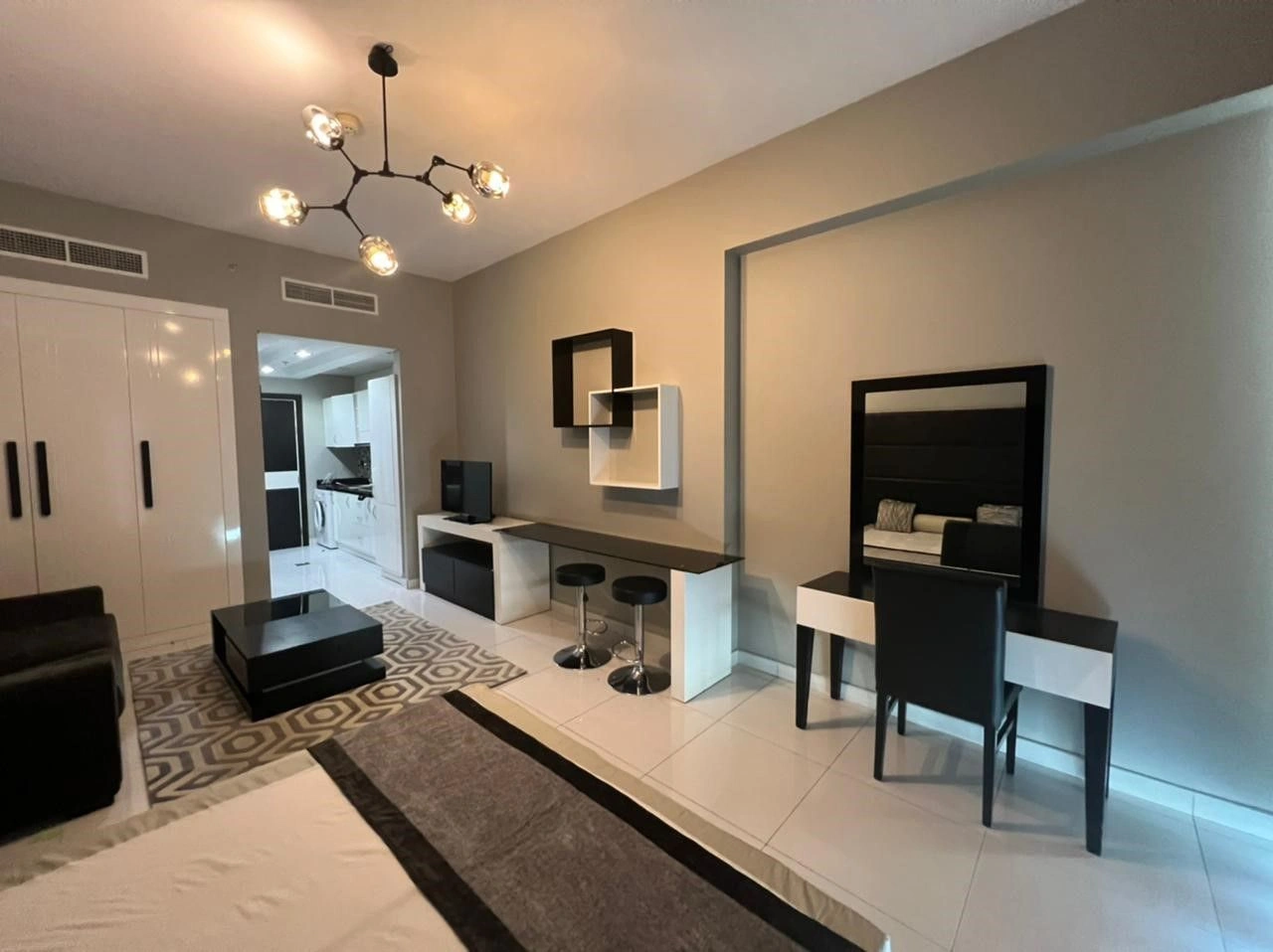 Квартира 40 m2 с видом на поле для гольфа, Дубай