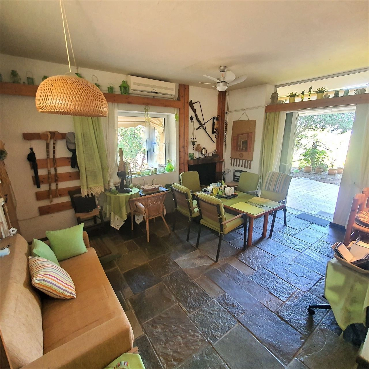 Великолепная мезонет 70 м2 в Лутраки